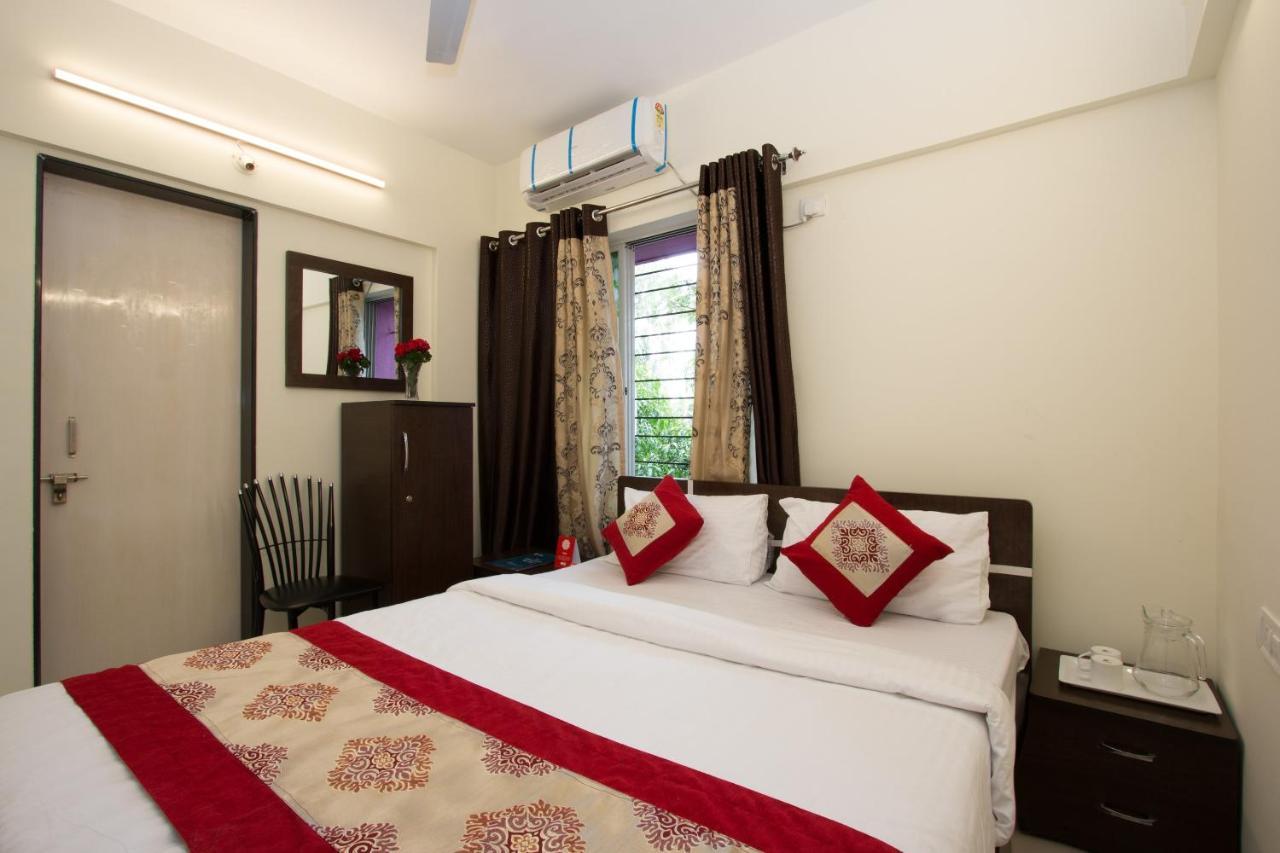 Oyo 9052 Leisurely Abode Hotel Khadki Екстериор снимка