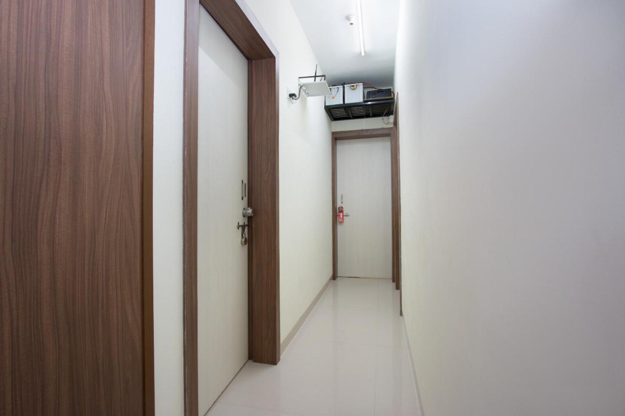 Oyo 9052 Leisurely Abode Hotel Khadki Екстериор снимка